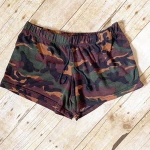 ‼️CLEARANCE SALE‼️ Women’s Camouflage Casual Lounge Shorts Size Medium